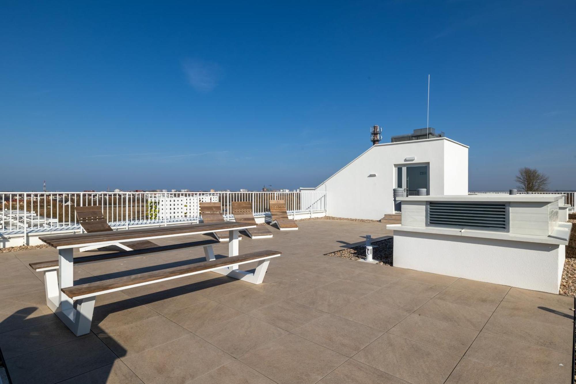 Kolumba Charming With Balcony & Parking In By Renters *
